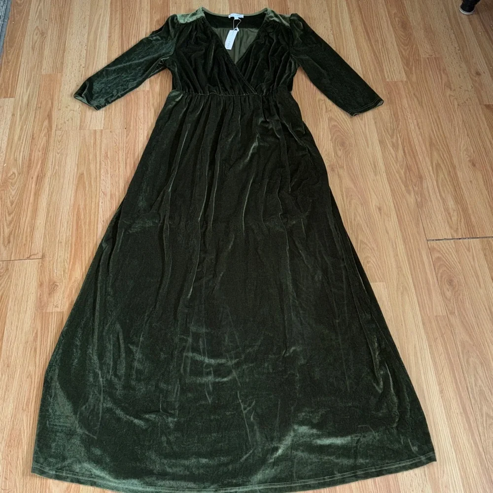 NWT Baltic Born Sofia Velvet Maxi Dress size XL - Picture 2 of 6